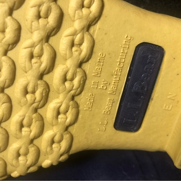 L.L. Bean Boots Womens Blue Tan Bottoms Duck Boot Gum Sole Rain Boots Size 9N - Picture 12 of 12